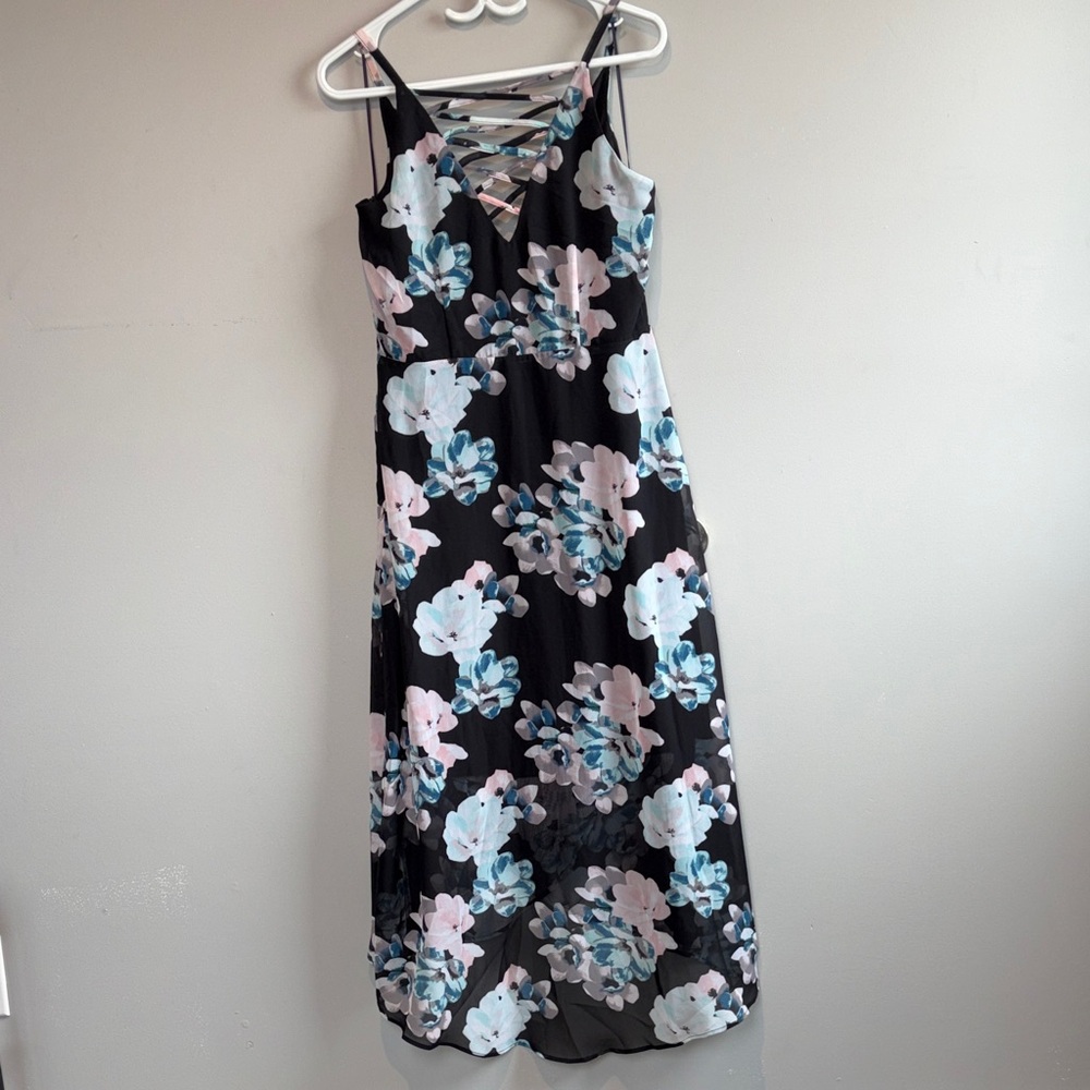 Ricki's Black High-Low Floral Midi Dress with Lace-Up Back - Picture 7 of 11